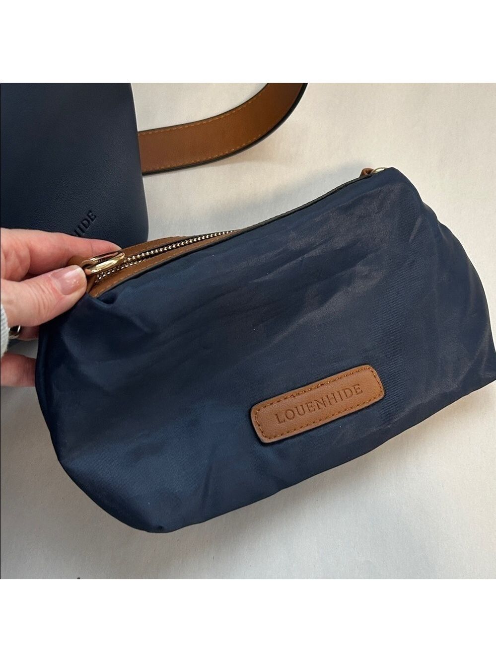 Louenhide Navy Brown Crossbody Bag - Picture 11 of 15